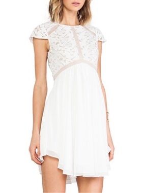 REVOLVE White Heart Of Glass
A Line Mini Dress - Lumiere